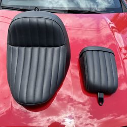 Seats Harley Davison Street bob 2022