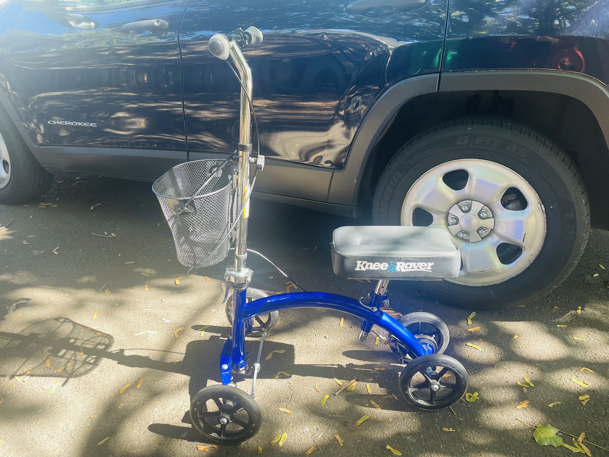 Rover Knee Scooter