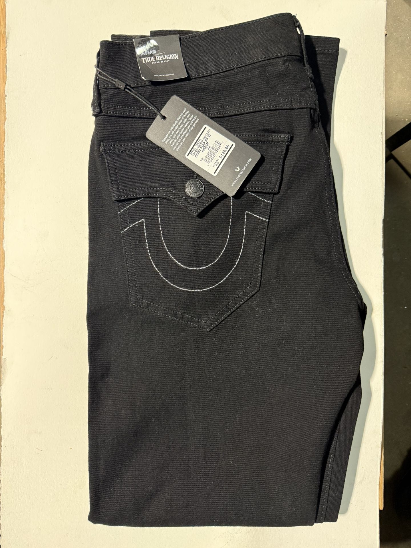 True Religion Men’s Jeans Size 30w & 32w RICKY