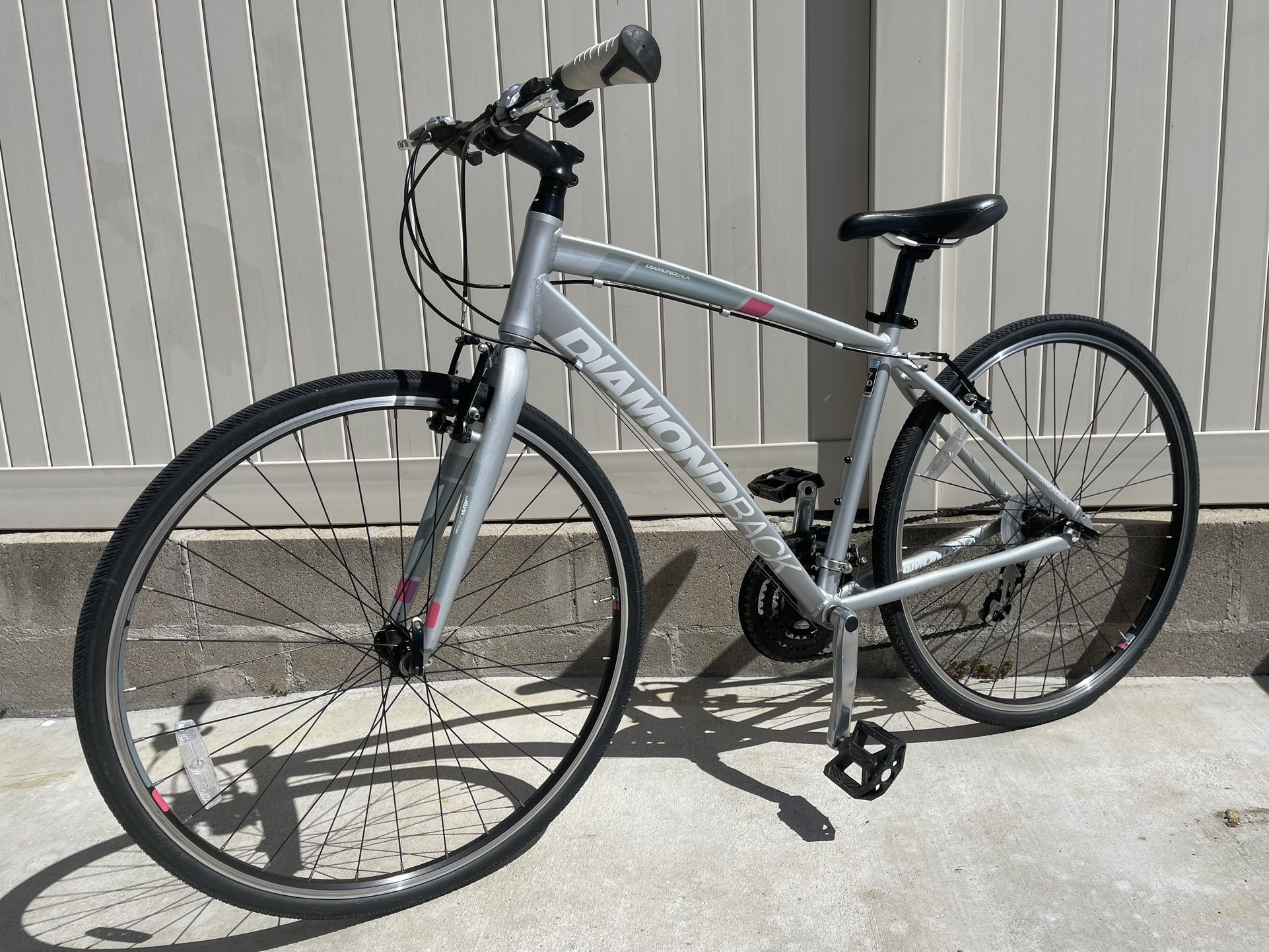 $219 Diamondback Clarity 1 Bicycle Bike