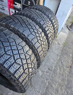 325 65 18 Goodyear In perfect living conditions the 4