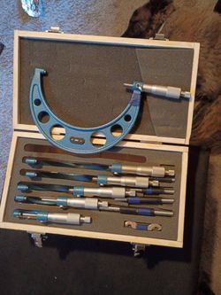 HFS 0–6" Outside Micrometer Set – Complete in Wooden Case
