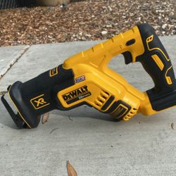 Dewalt 20 Volt Max XR Reciprocating Saw W/ Brushless Motor