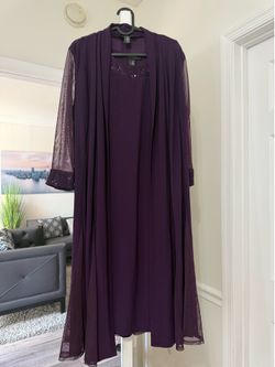 Pretty dress ! Brand New ( ask for price)