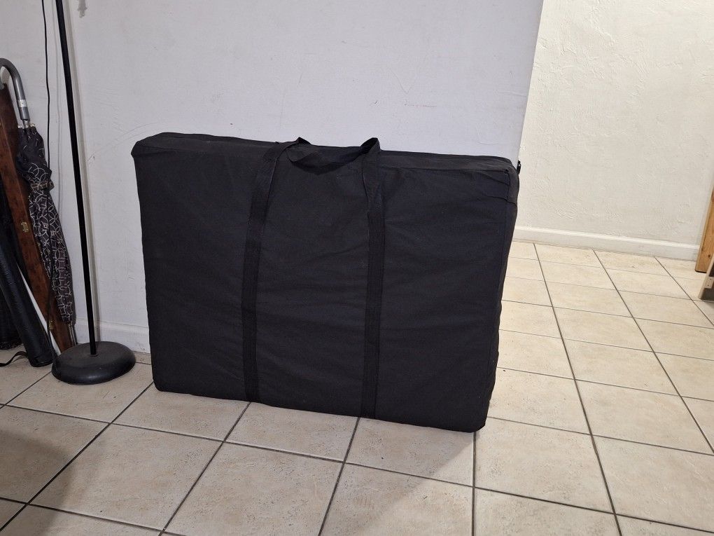 BRAND NEW!! BestMassage MT-T1 Portable Massage Table - Black

