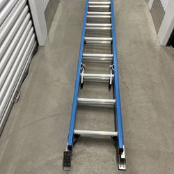 Werner - 16ft 250lb Max Extension Ladder