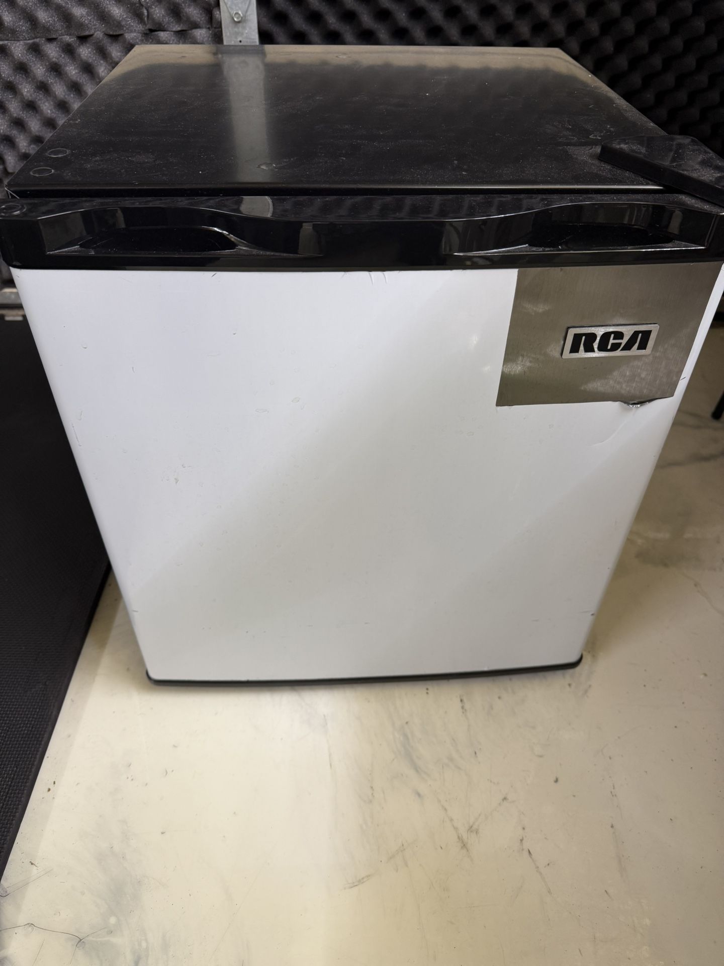 RCA Mini Fridge