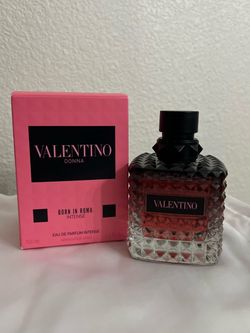 Valentino Donna Born in Roma Intense perfume