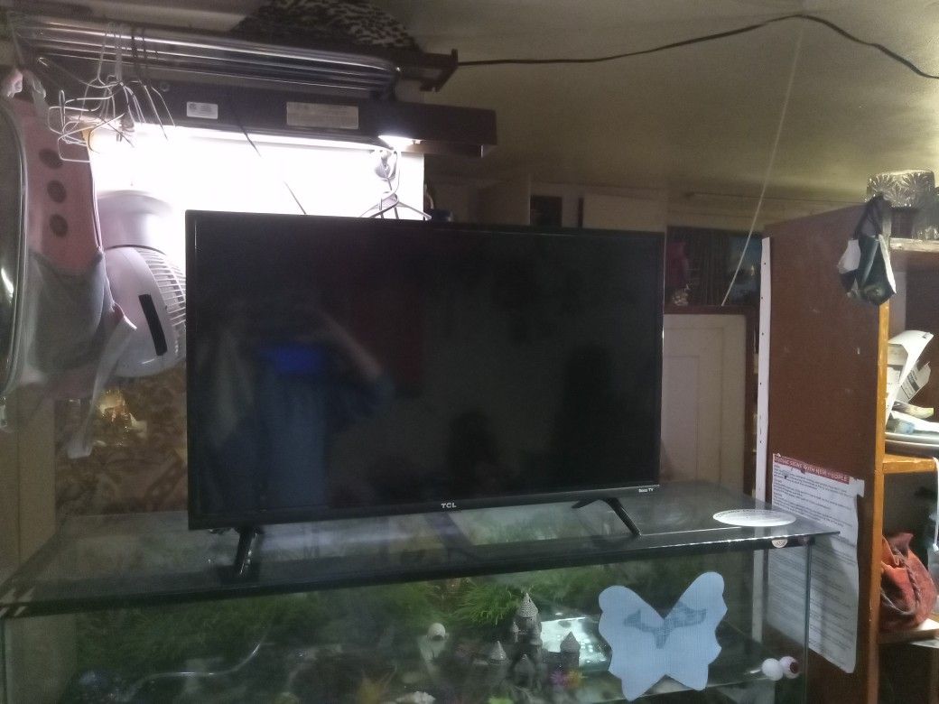 ROKU TCL TV