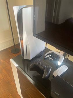 Ps5 with two controllers and games serious buyers