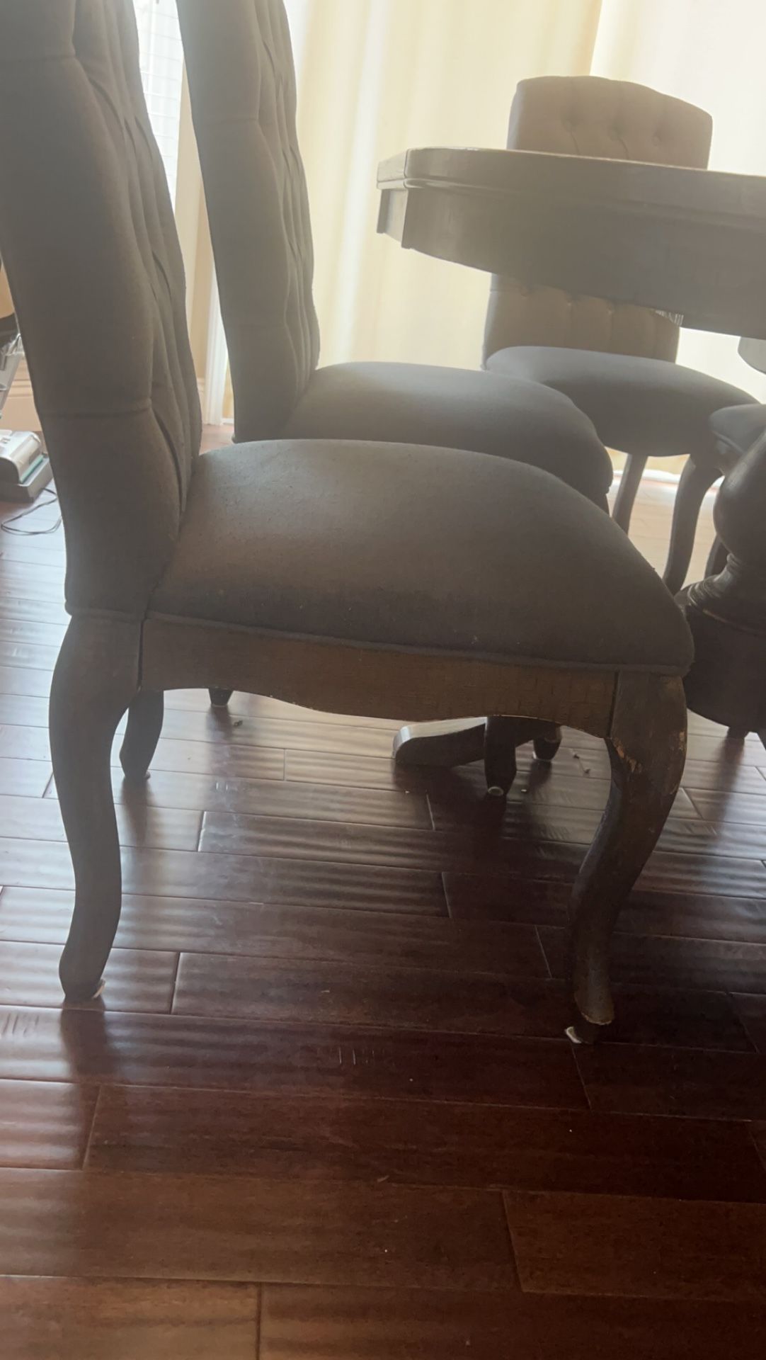 Dining  Table And 5 Chairs 