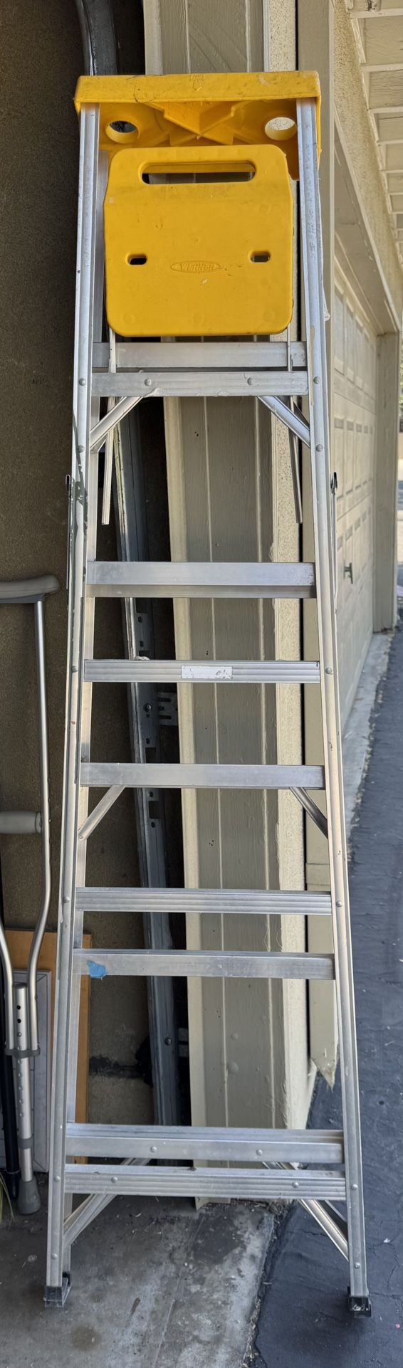 Aluminum ladder - WERNER brand