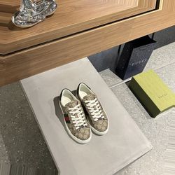 Gucci Ace Sneakers 1