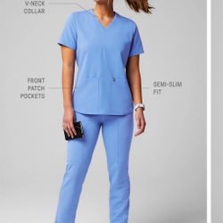 Fabletics Scrub Top