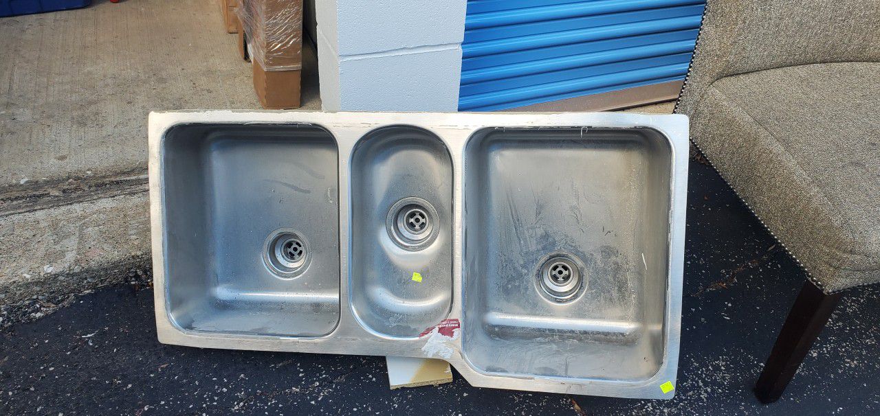 2 Sinks $price For Each OBO
