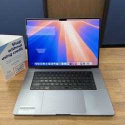16" MacBook Pro M1 Pro 10 Core*500GB SSD*16GB RAM