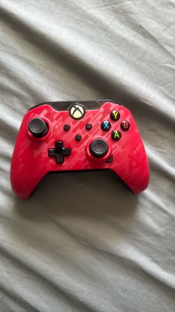 Xbox Wireless Controller Red Camo Edition
