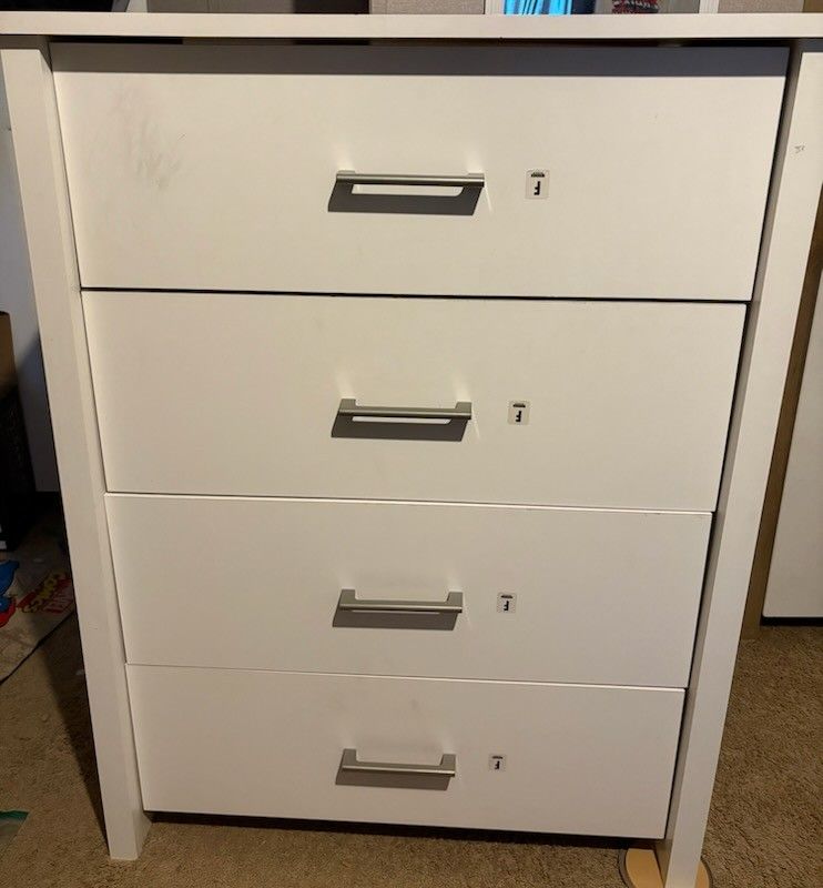 Dresser 2 Of Them