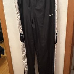 Nike Youth Lined Windbreaker Warm Up Pants