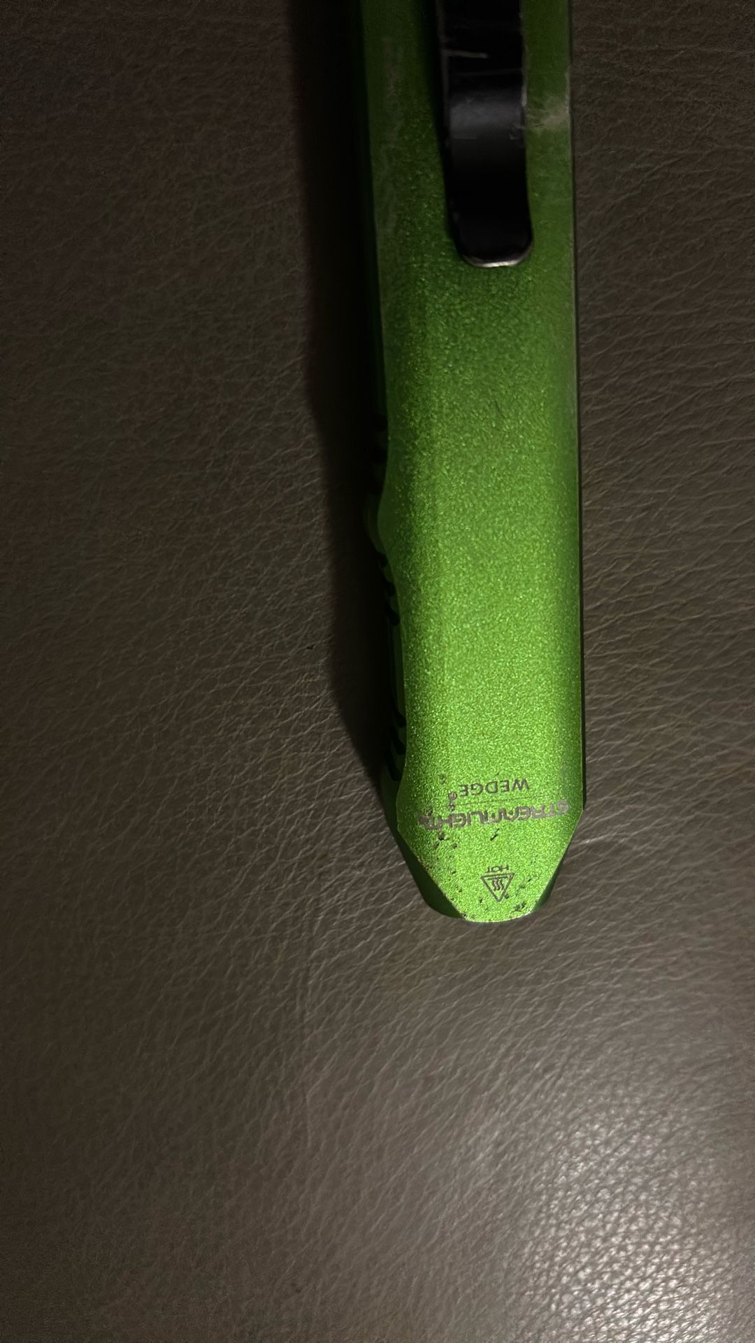 Stream light wedge
