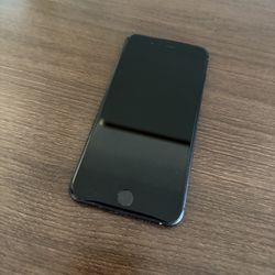 iPhone 8 Plus 64GB Unlocked 