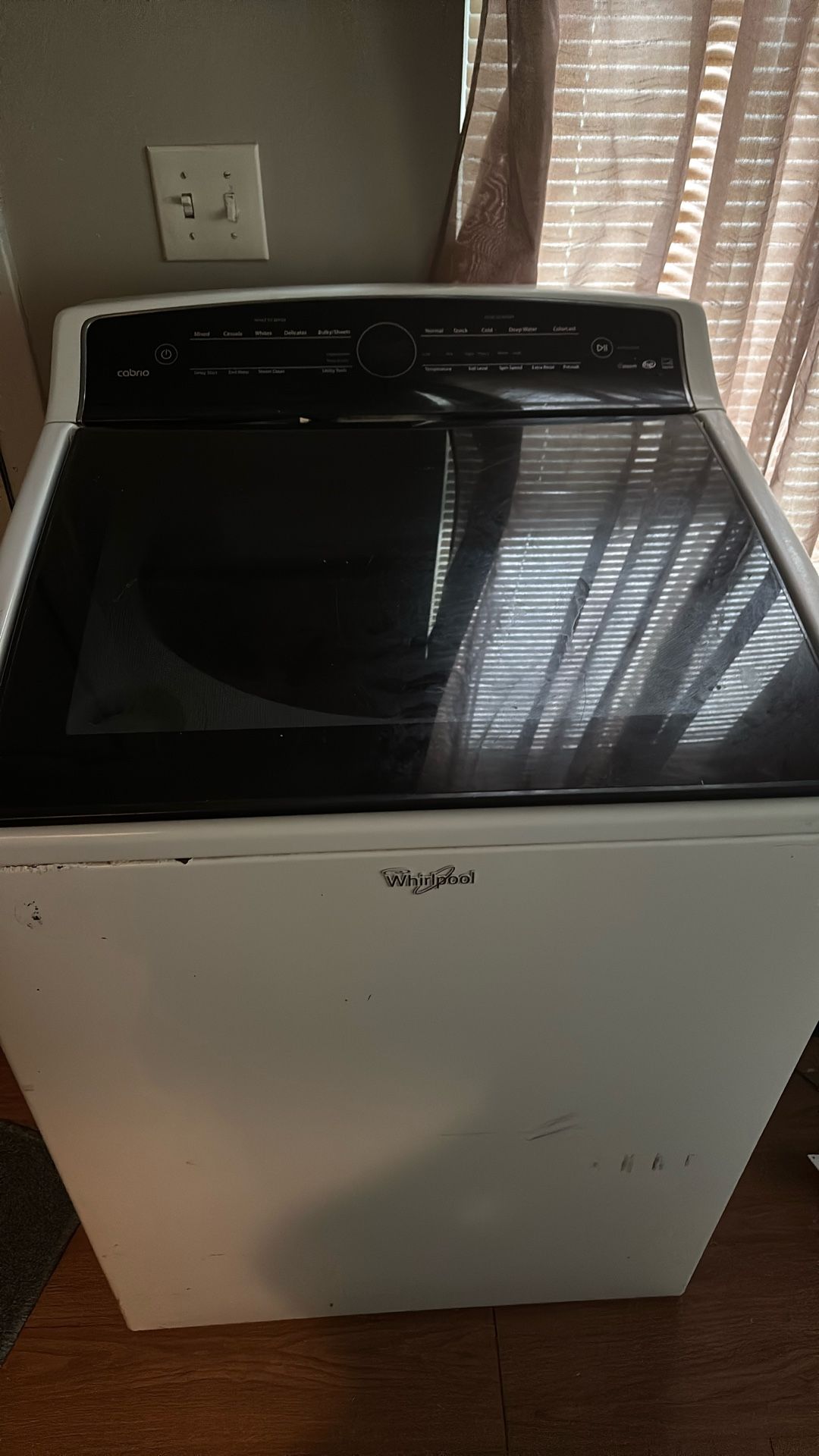 2022 whirlpool Washer Excellent Condition 