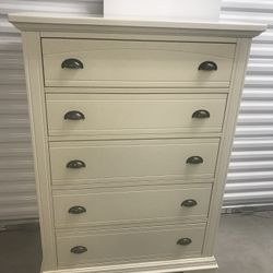 Solid Wood Dresser / Delivery Available 