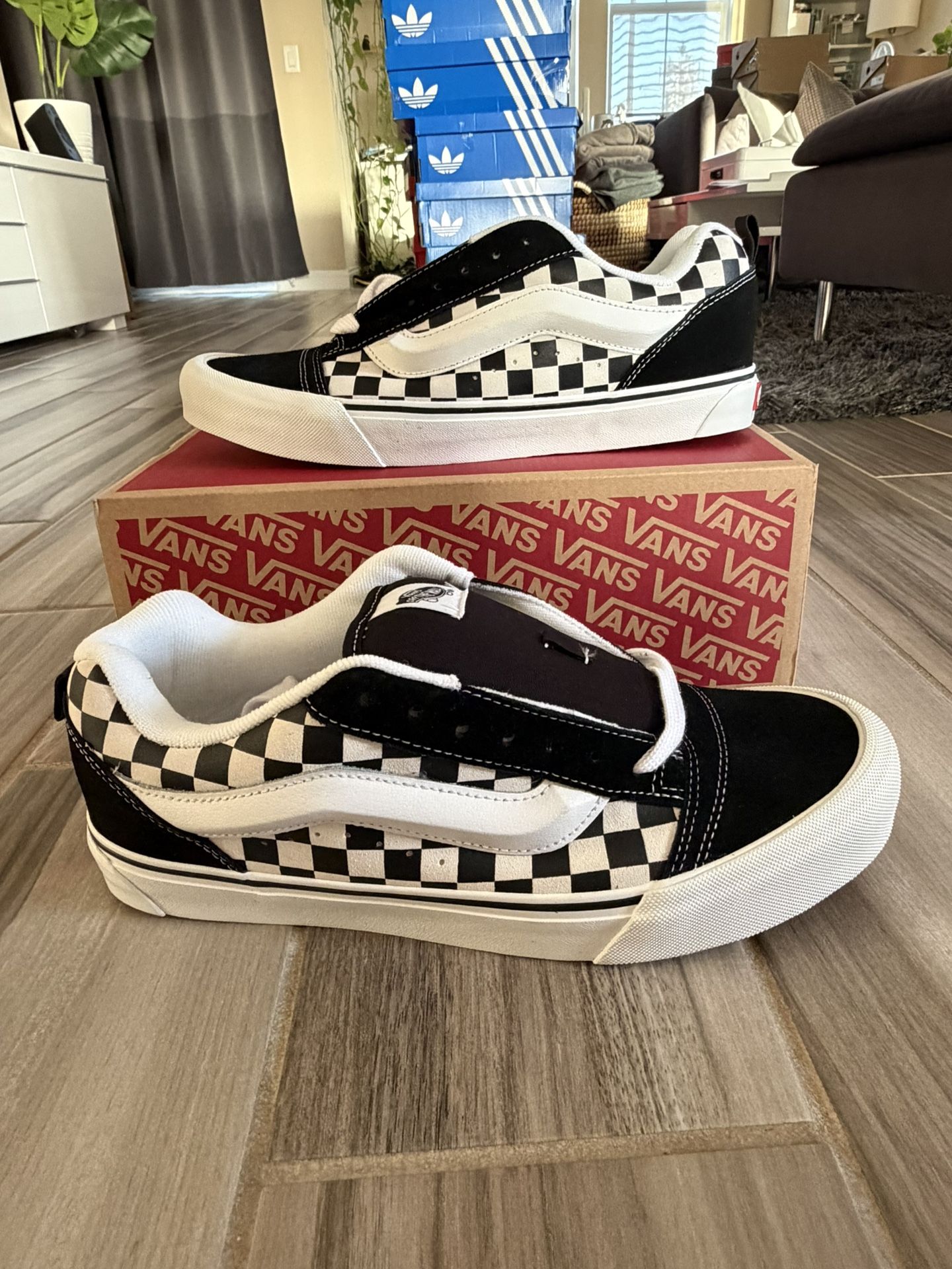 Men's Vans Knu Skool Casual Shoes Sneakers- Checkerboard Black White - Size 10, 11.5