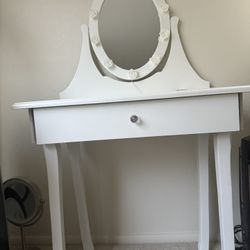 White Vanity Table with Mirror