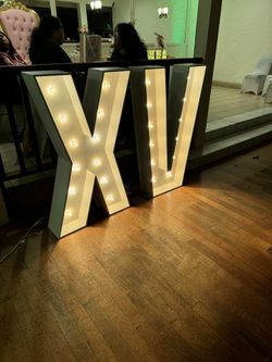 Marquees Letters