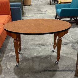 Oval Desk With Wheels