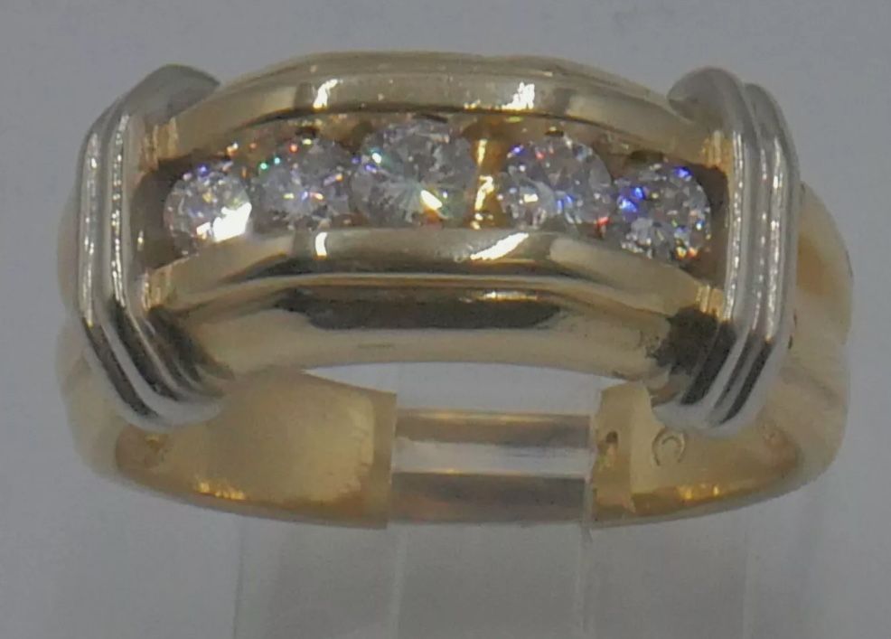 14KT YELLOW GOLD RING W/ WHITE GOLD BARS & 5 DIAMONDS 0.50 CARATS DIAMONDS SZ-9 9.3 GRAMS.