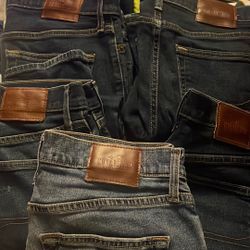 5 Men’s Hollister Jean