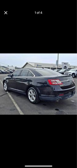 2017 Ford Taurus