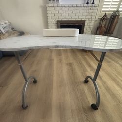 MANICURE TABLE PAIR