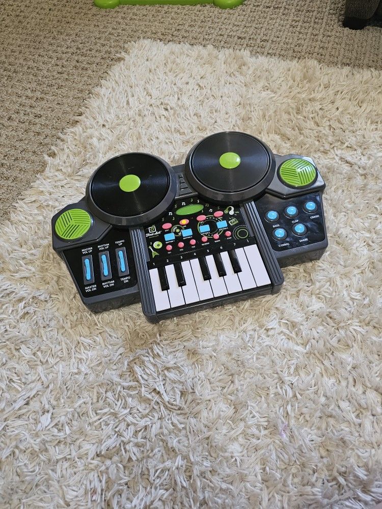 Kids DJ Set