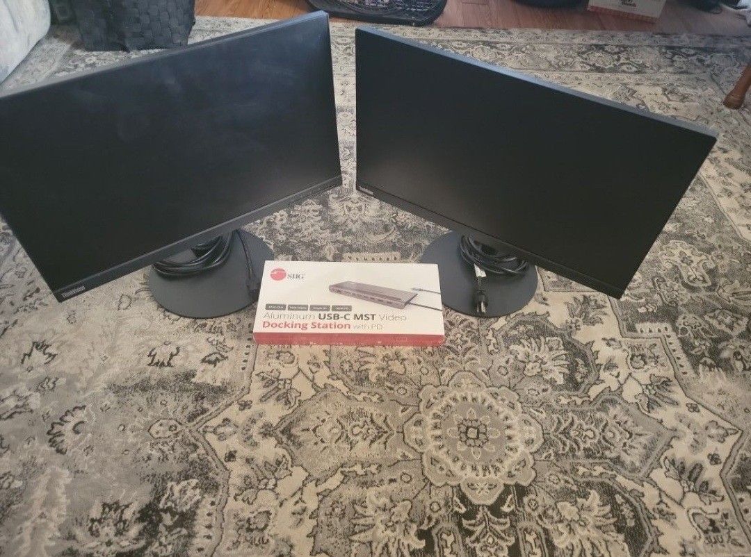 Dual Monitors With Dock