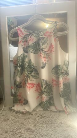 Cute topical flowy top