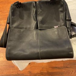 Coach Leather Laptop Case.  Excellent / New Condition  $ 40