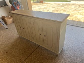 Ashley Furniture "Roranville" Accent Cabinet / Sideboard - Great Condition