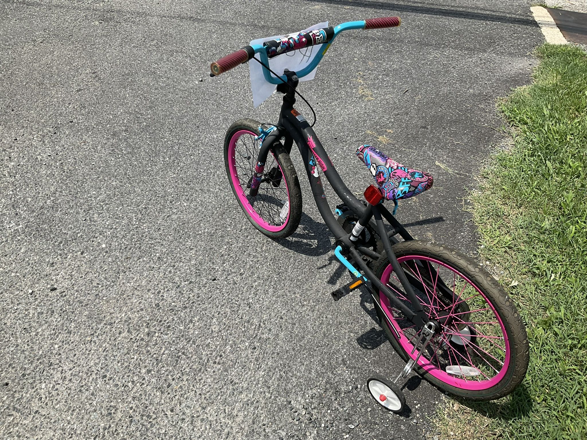 GIRLS MONSTER HIGH BIKE