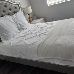 El Dorado Furniture Bed 