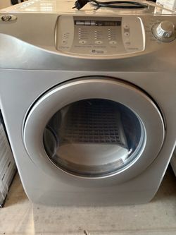 Washer/dryer. Gas dryer.