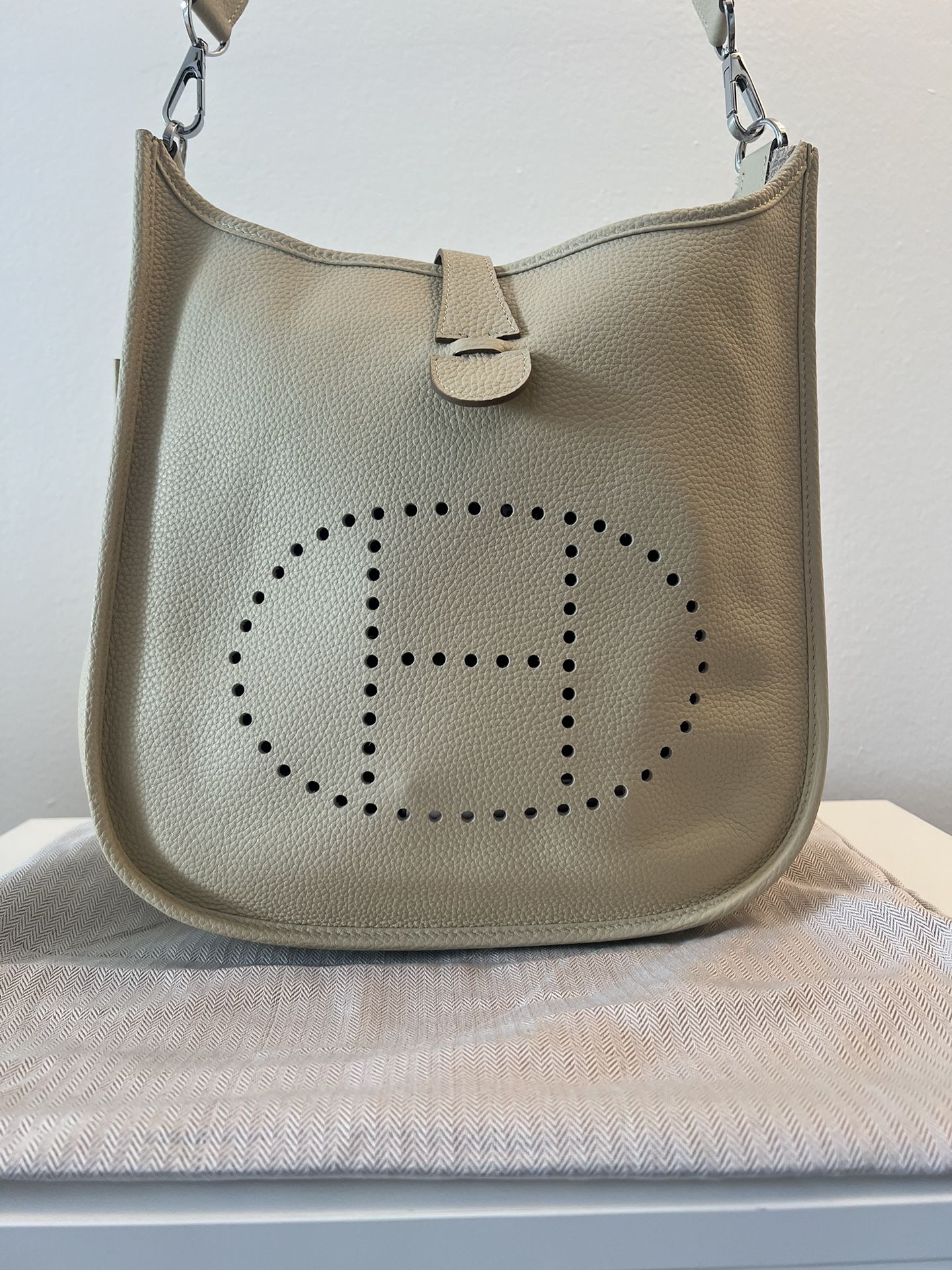 Hermes Handbag Evelyne leather