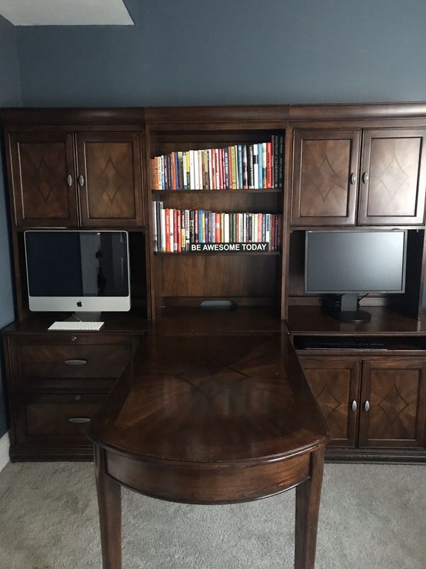 Ashley Furniture Modular Office Desk Hutch Convertible 4 Piece Set Includes Optional L Shape For In Corona Ca Offerup