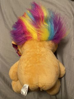 Trolls Rainbow 16 HugMe Vibrating Plush - Kidrobot