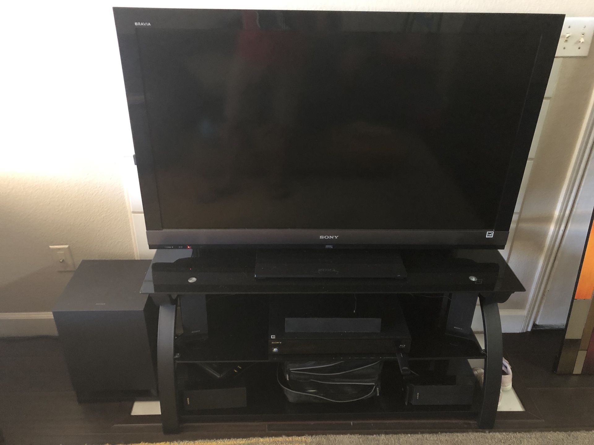 Sony 46” smart tv, Sony Blu-Ray 5 speaker surround & tv stand