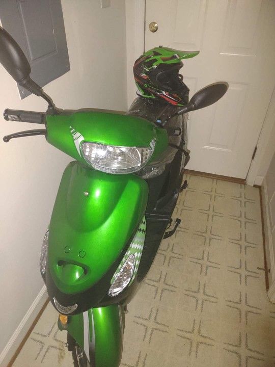 BRAND NEW 2021 SCOOTER FOR SALE
