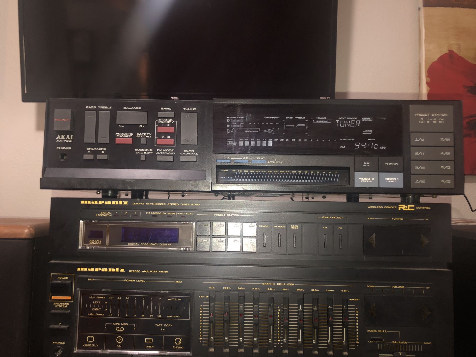 AKAI-AA-V301 Receiver/Tuner As Is