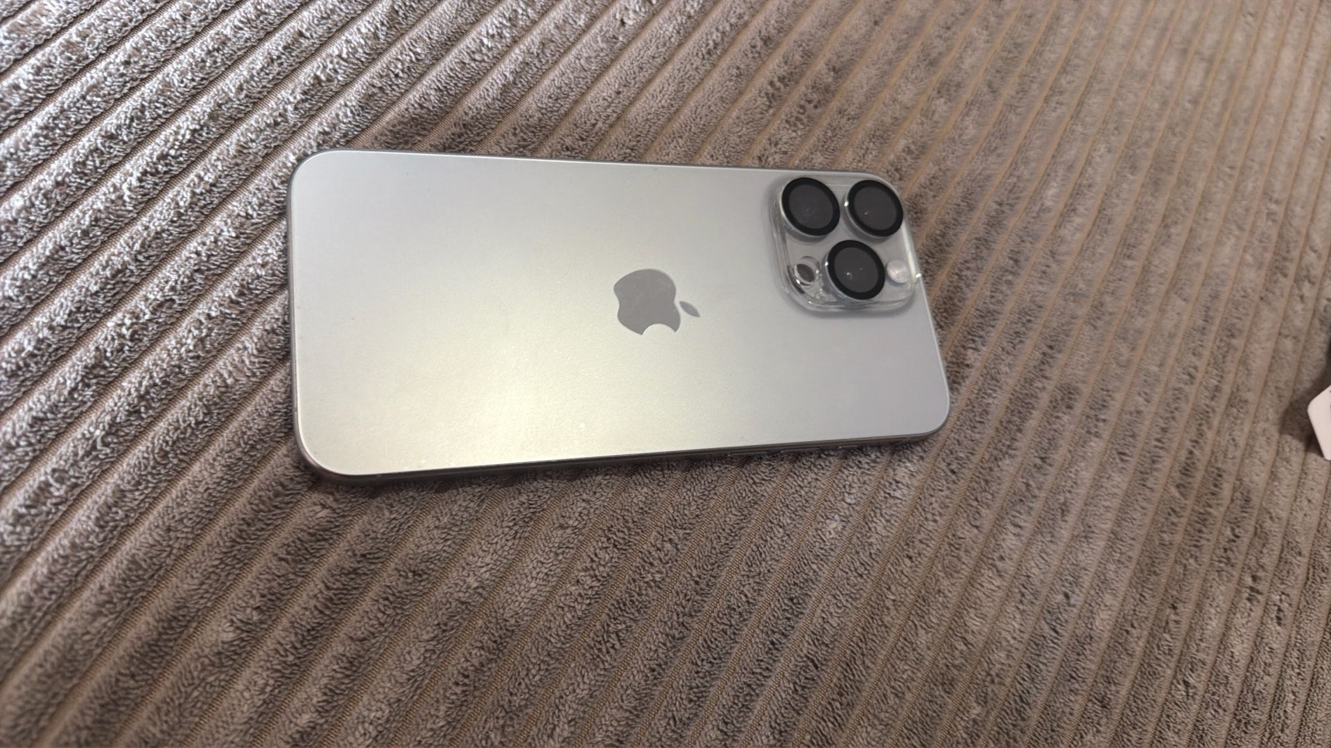 Selling iPhone 15 Pro Max